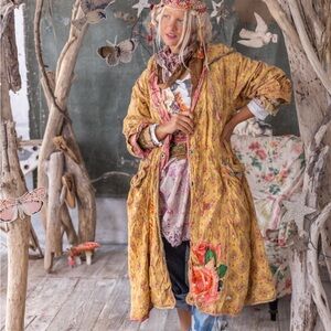 Magnolia Pearl Quilted Melie Coat 1146,
LaVerne, OS